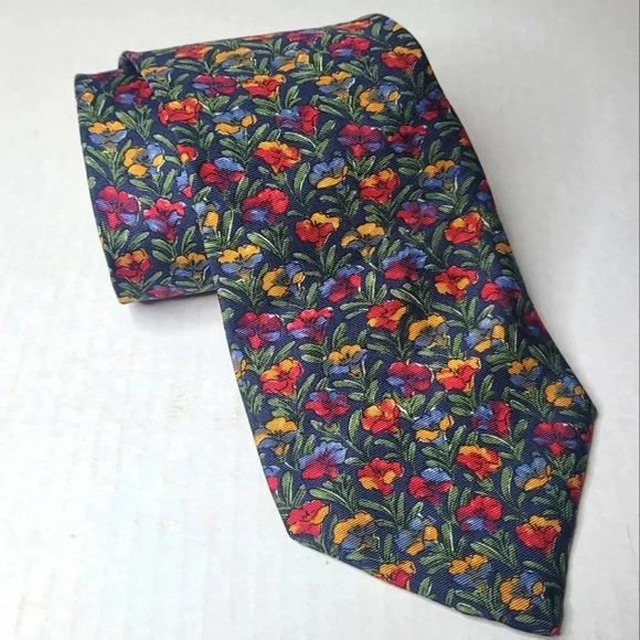 LORD & TAYLOR Men's Necktie - Picture 1 of 8